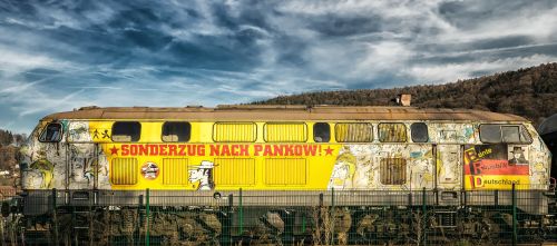 Sonderzug nach Pankow. Bild: Pixabay, Tama66